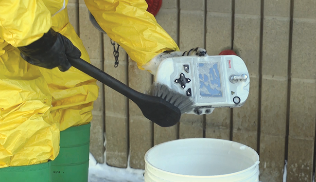 Gemini analyzer: Integrated Raman and FTIR for chemical ID