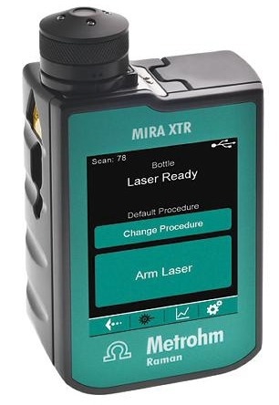 MIRA XTR, a handheld Raman spectrometer from Metrohm.