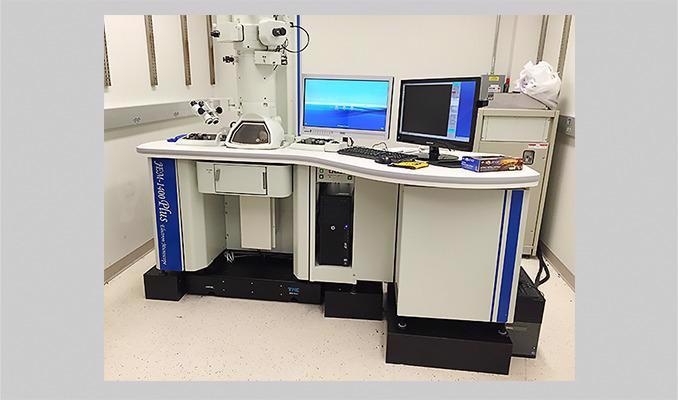 Piezoelectric vibration cancellation with the SEM-Base VI