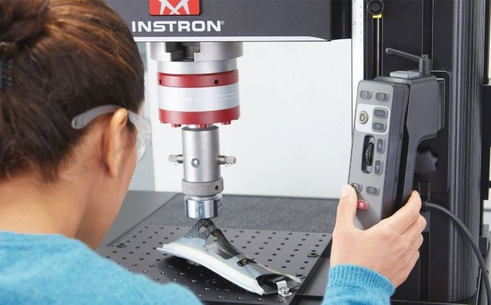 6800 Series dual-column testing system