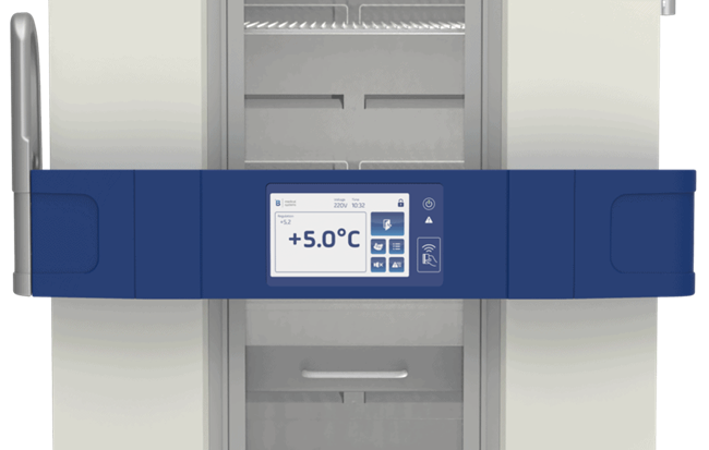 645 L refrigerator with uniform airflow and extended power backup