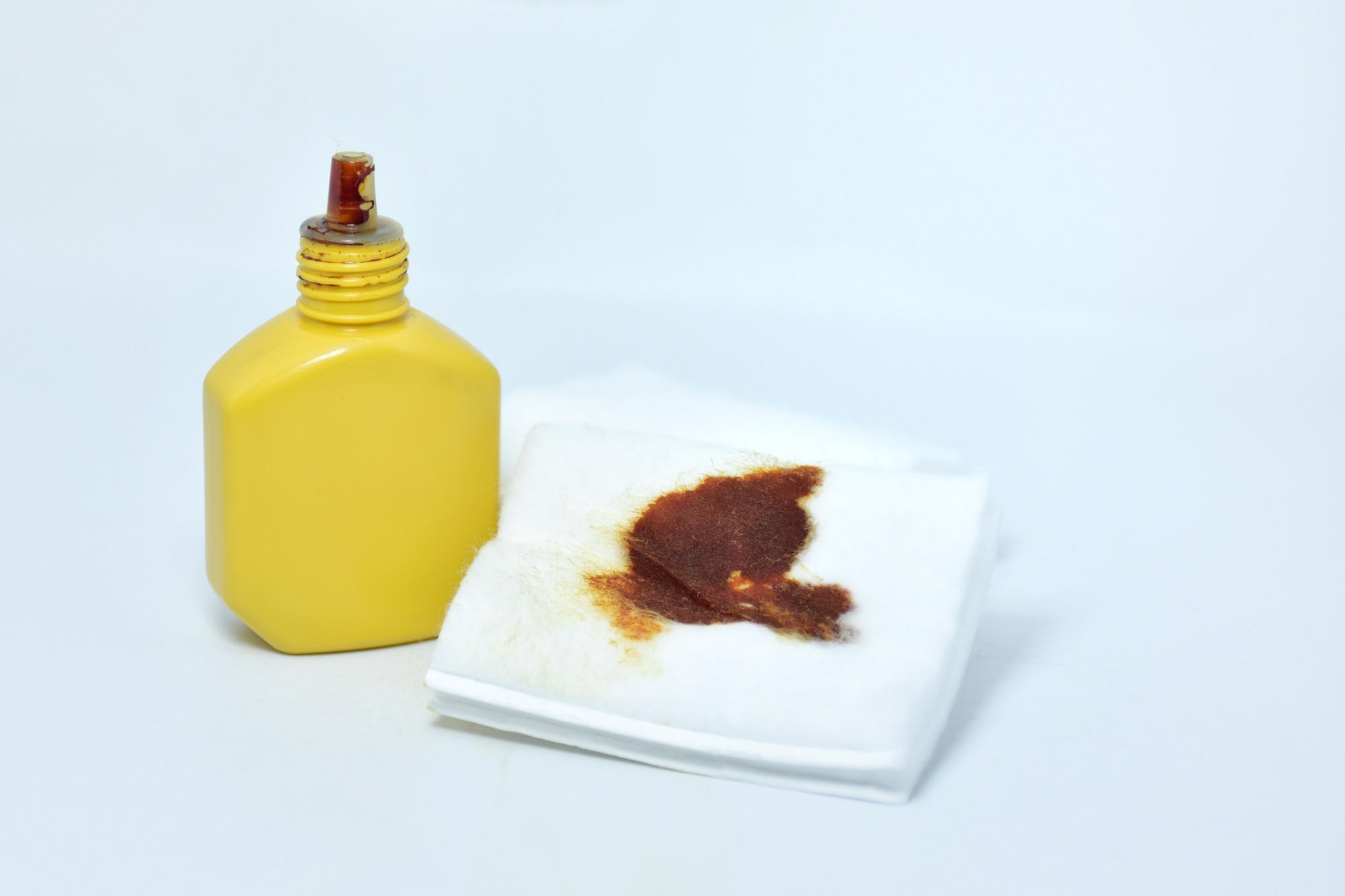 Study: Acriflavine, a clinically approved drug, inhibits SARS-CoV-2 and other betacoronaviruses. Image Credit: Warah38 / Shutterstock