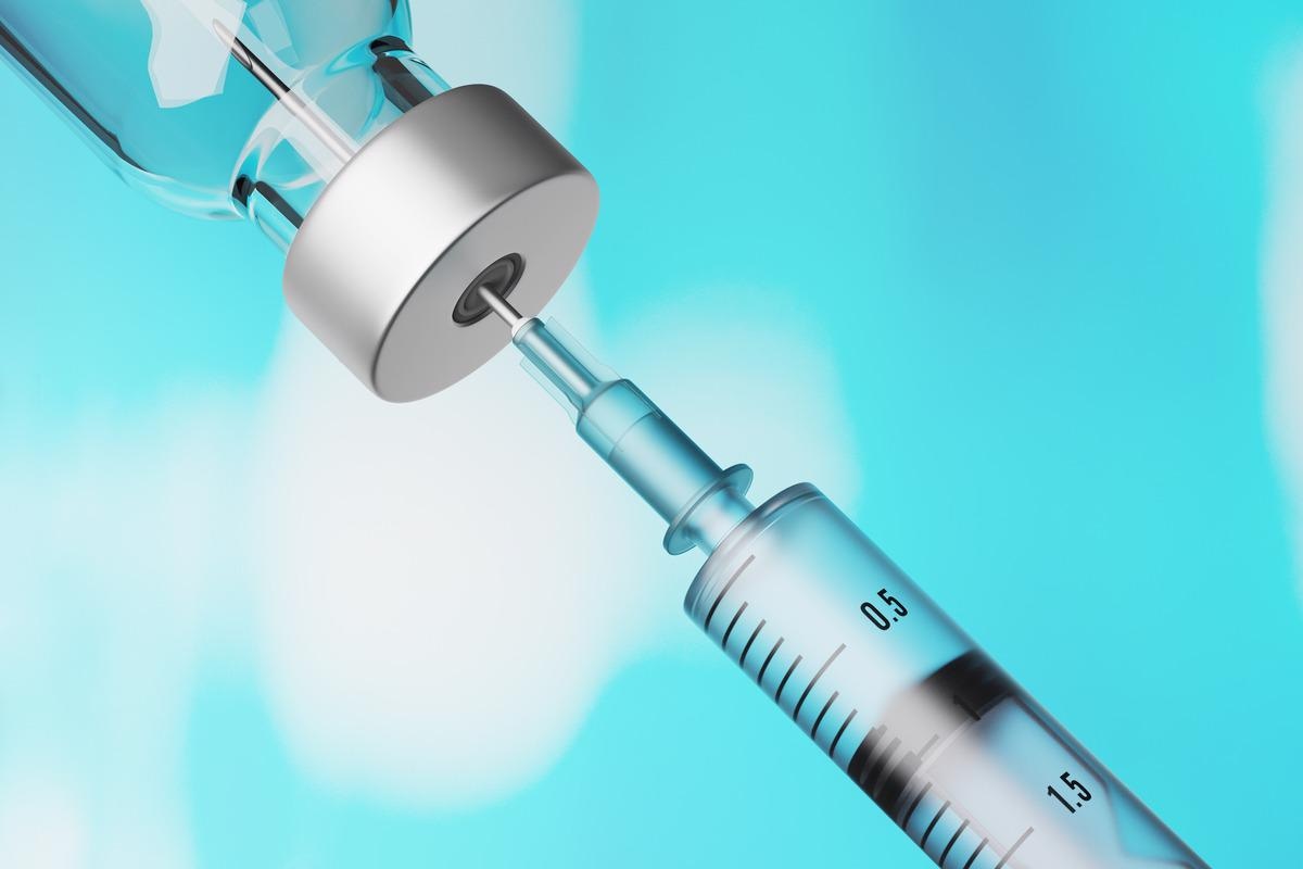 Study: Neutralization-activity of Sera/IgG Obtained from Fully BNT162b2- Vaccinated Individuals Against 10 Clinical SARS-CoV-2 isolates Including Various VOCs (Alpha/Beta/Gamma/Delta) and VUM (Kappa). Image Credit: spaxiax/Shutterstock