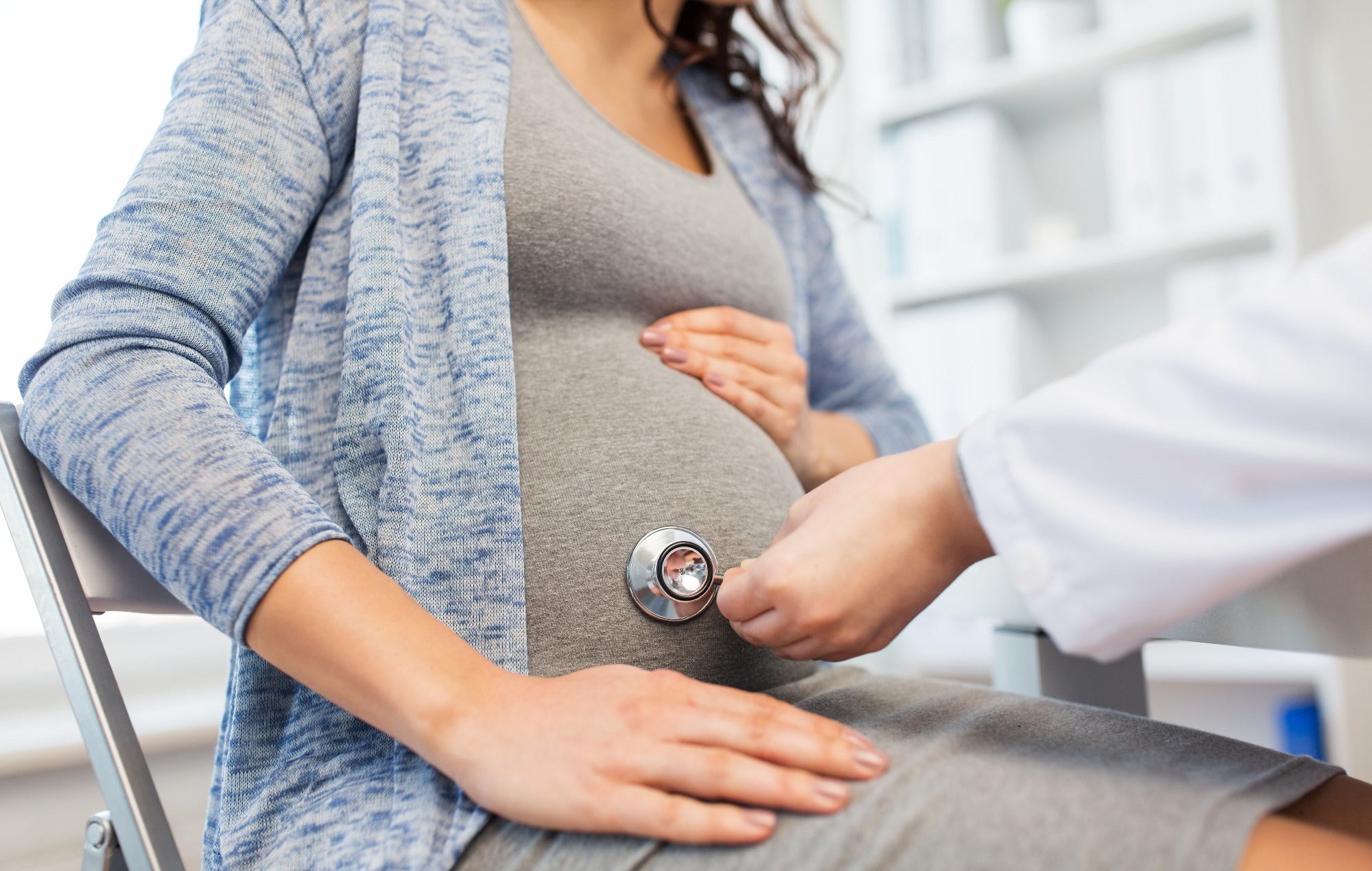 Study: Adverse pregnancy and perinatal outcomes associated with Mycoplasma genitalium: systematic review and meta-analysis. Image Credit: Ground Picture/Shutterstock