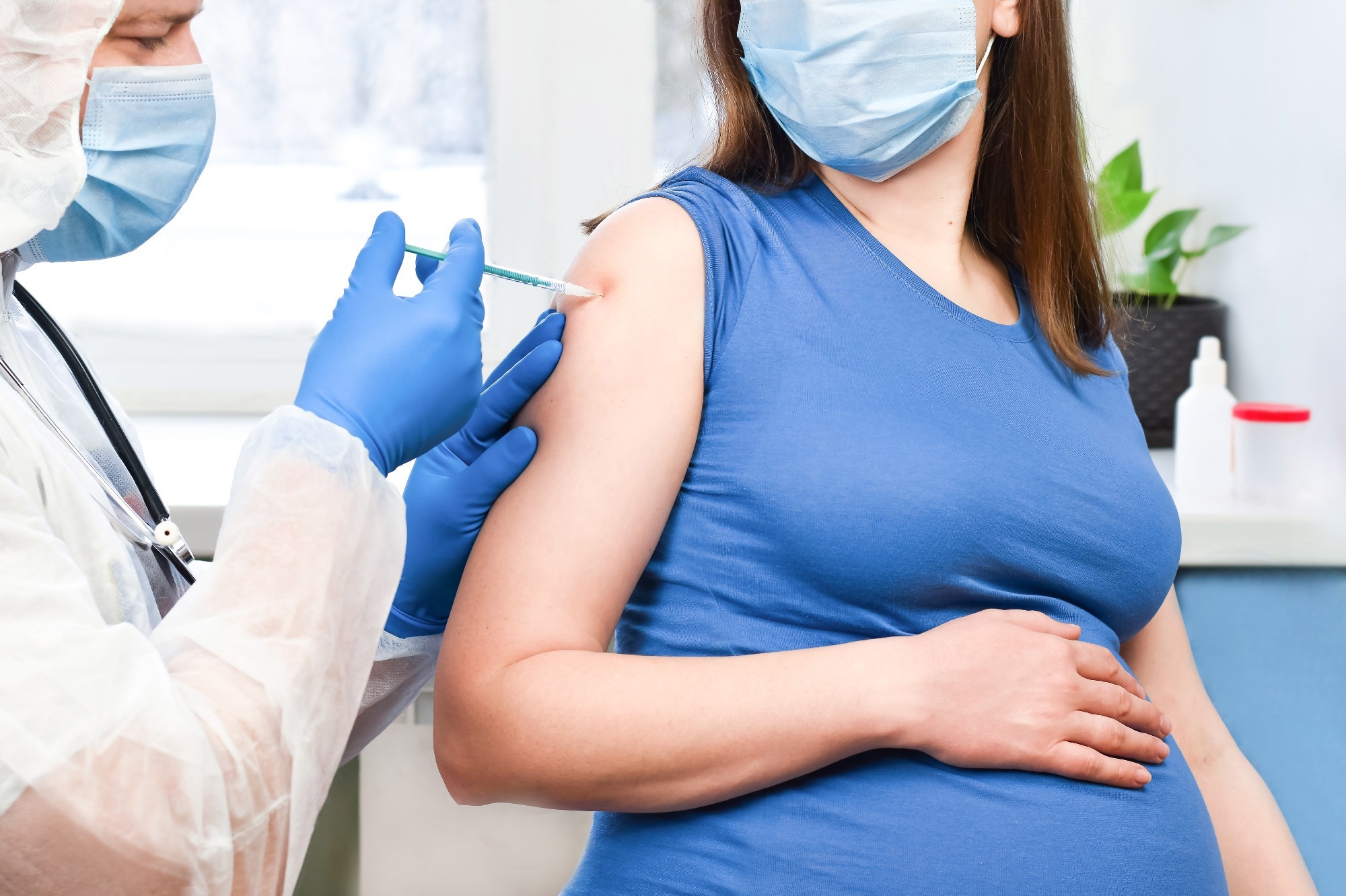 Study: Maternal SARS-CoV-2 Vaccination and Infant Protection Against SARS-CoV-2 During the First 6 Months of Life. Image Credit: Marina Demidiuk / Shutterstock
