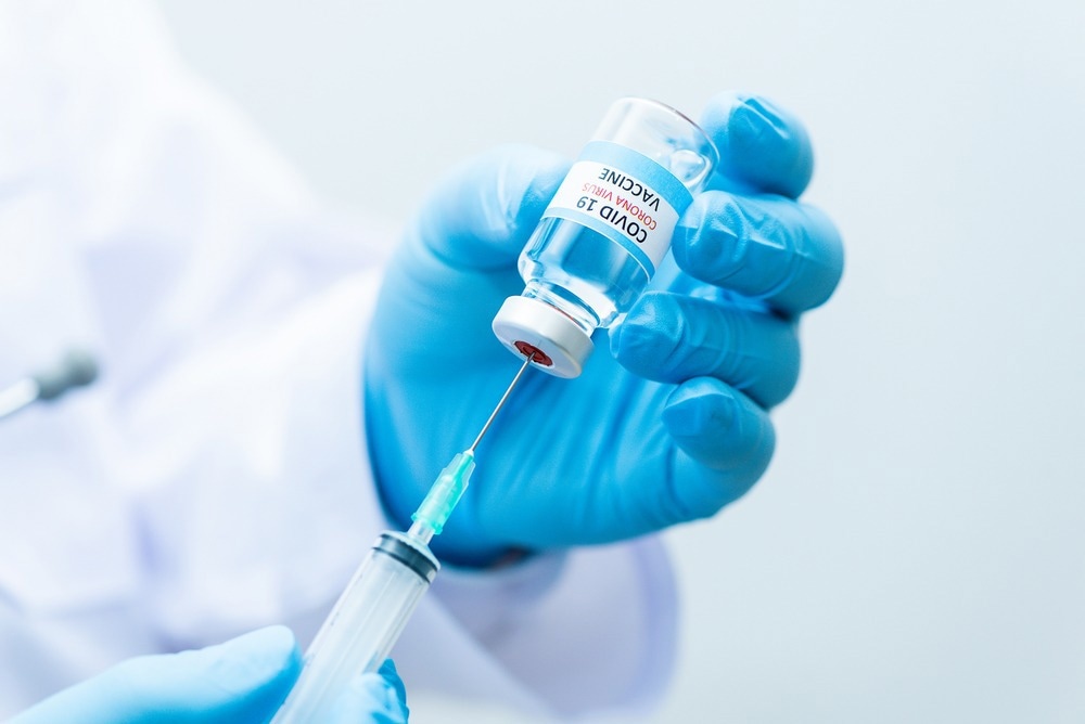 Study: BENEFIT-RISK ASSESSMENT OF COVID-19 VACCINE, MRNA (MRNA-1273) FOR MALES AGE 18-64 YEARS. Image Credit: Mrz producer/Shutterstock