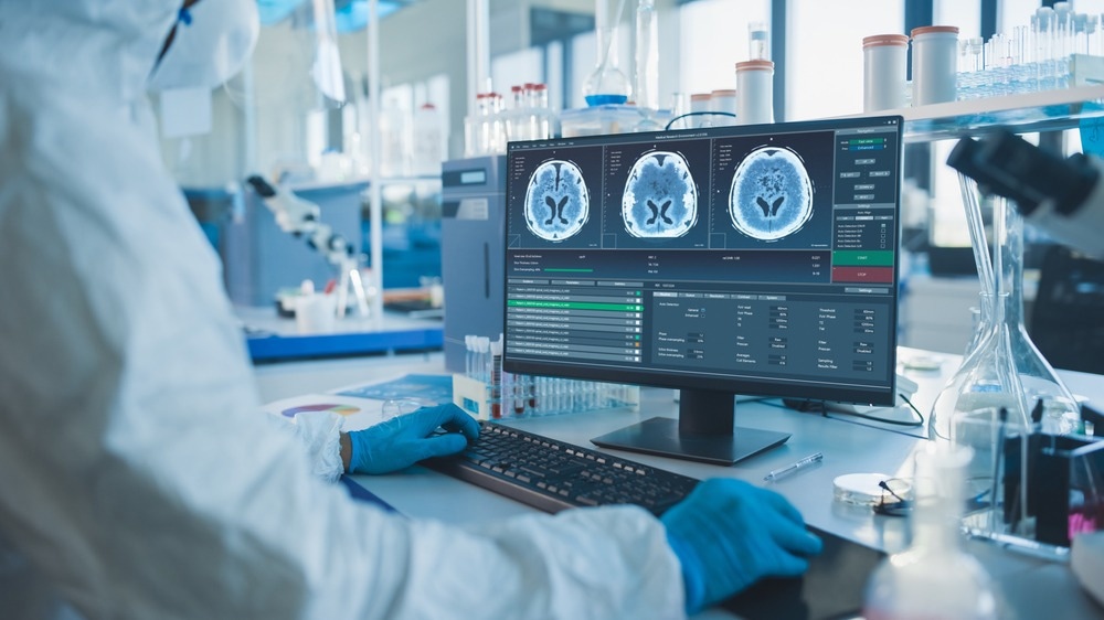 Study: Senolytic therapy alleviates physiological human brain aging and COVID-19 neuropathology. Image Credit: Gorodenkoff / Shutterstock.com