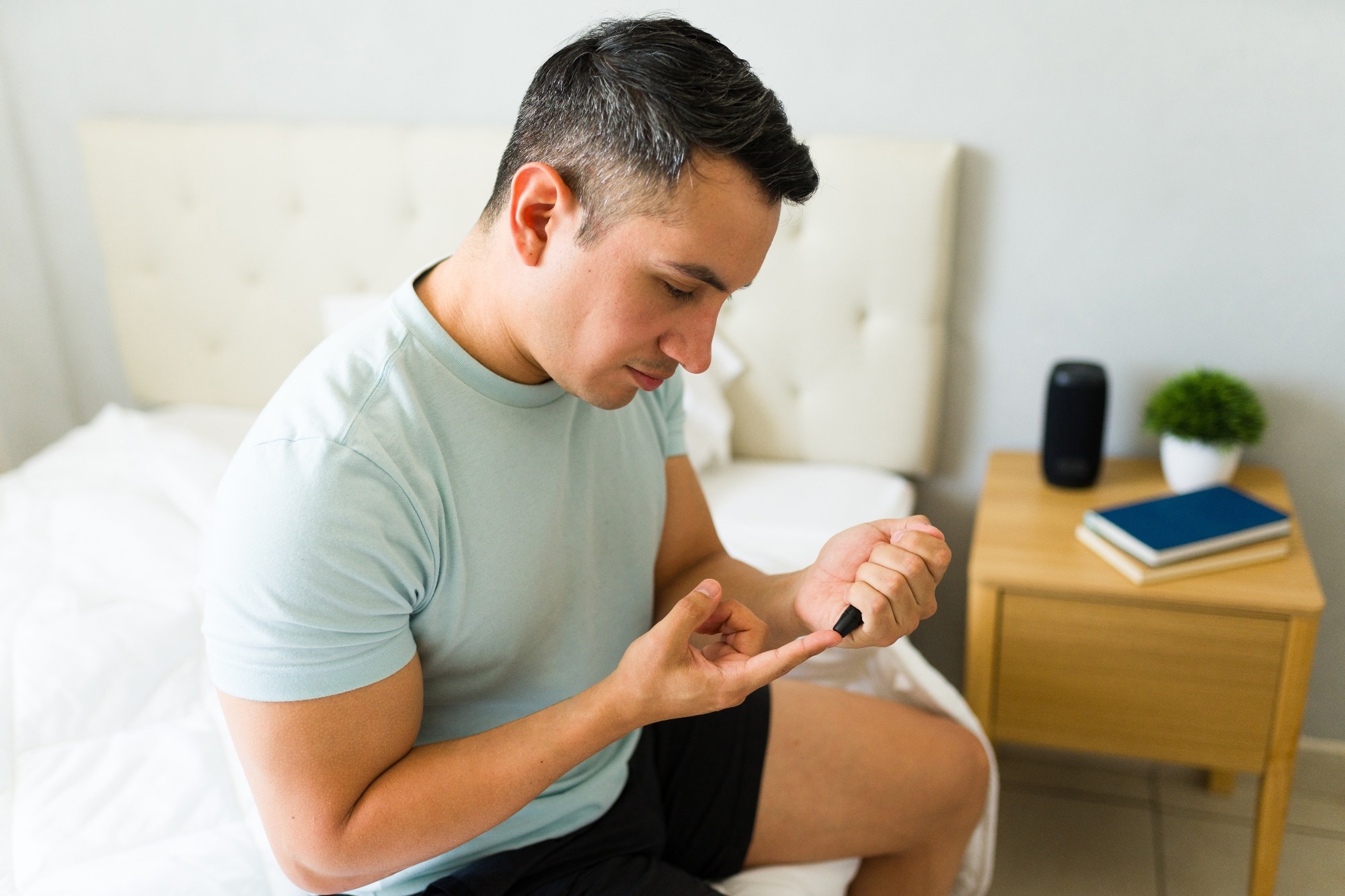 Study: Feasibility of self-administered dried blood spot collection for cardiometabolic profile analysis in a population-based sample of young adults. Image Credit: antoniodiaz / Shutterstock